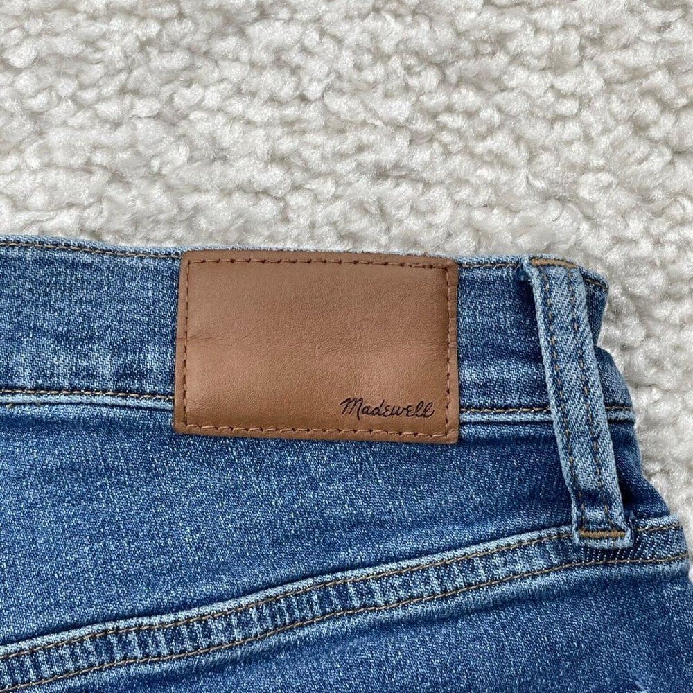 Madewell 9" Mid Rise Skinny Crop Jean Button Fly - Picture 11 of 12